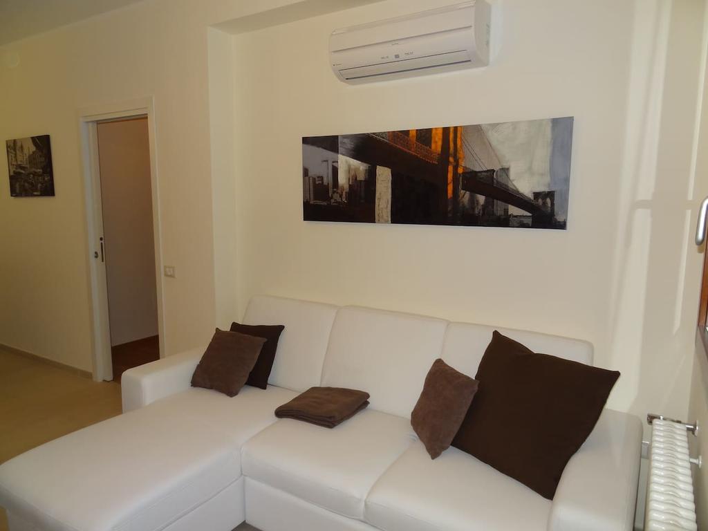 Appartamento Elegante Nuovissimo Quartu SantʼElena Екстериор снимка